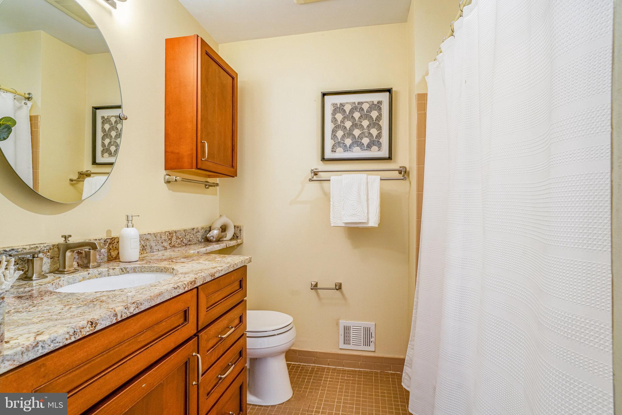 CAMELOT - Residential