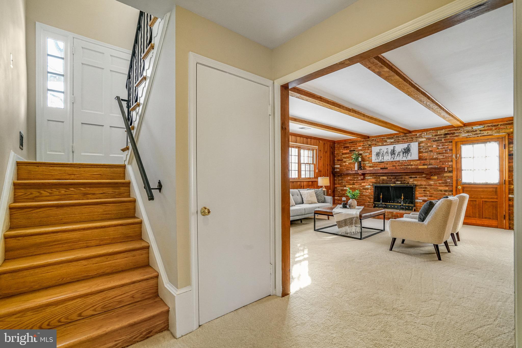 CAMELOT - Residential