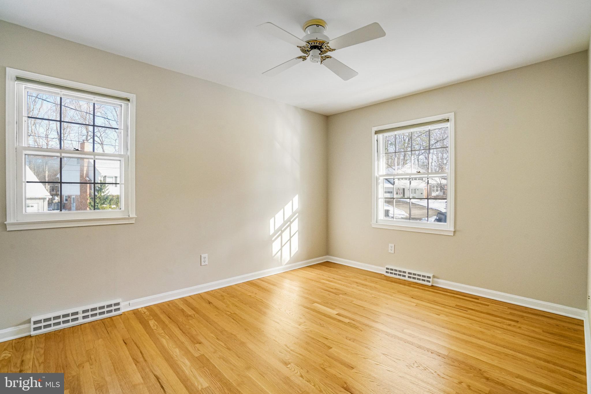 CAMELOT - Residential