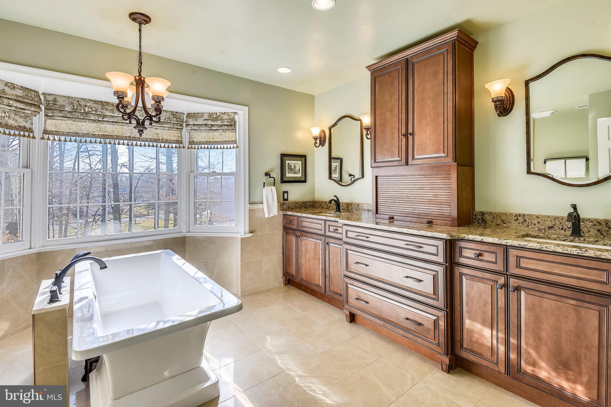 FRANKLIN GLEN - Residential