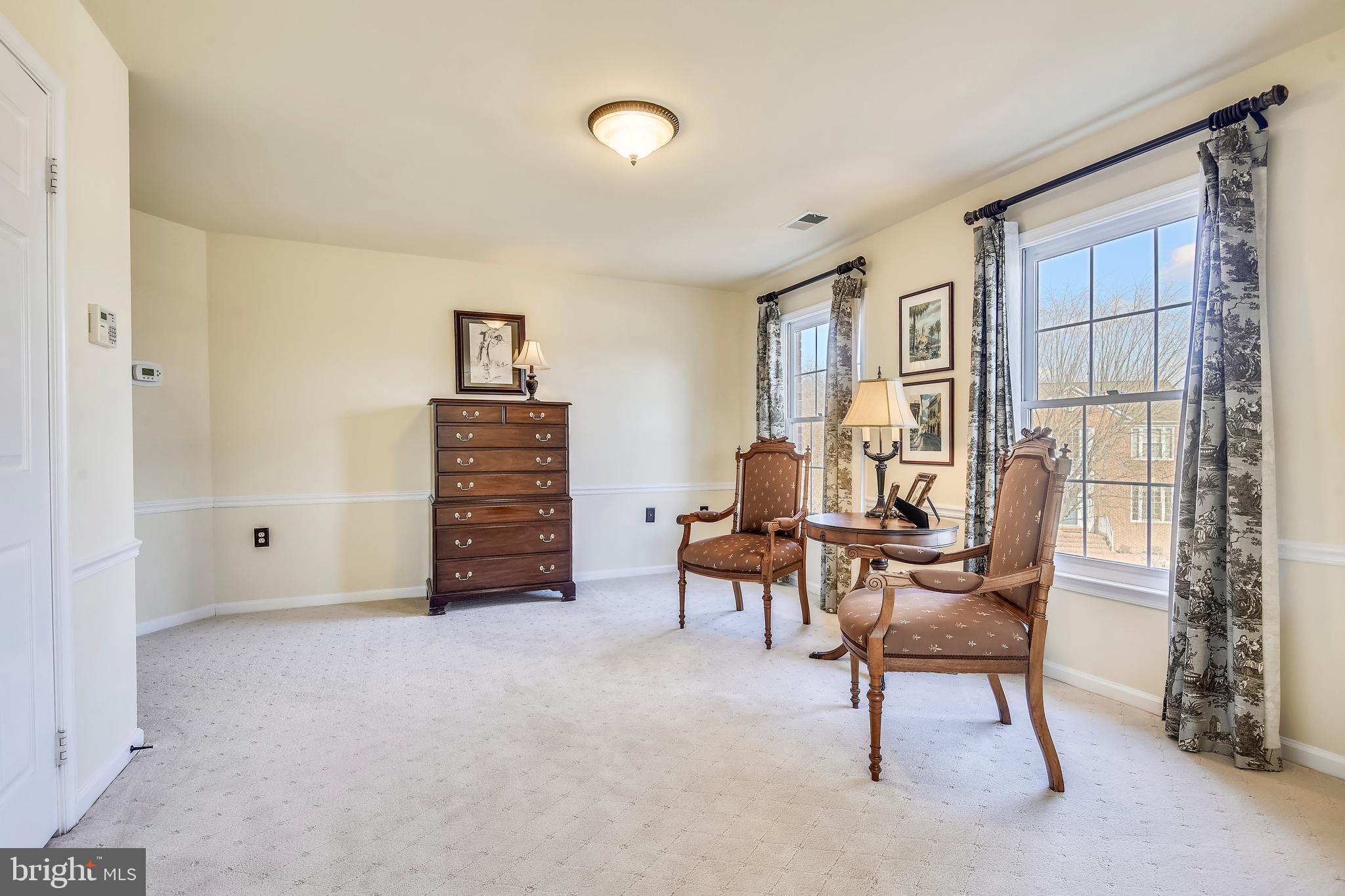 FRANKLIN GLEN - Residential