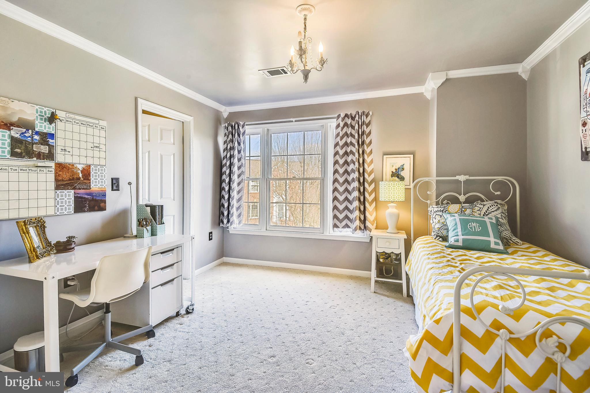 FRANKLIN GLEN - Residential