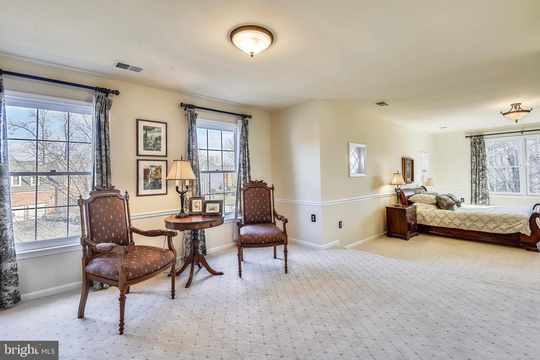 FRANKLIN GLEN - Residential
