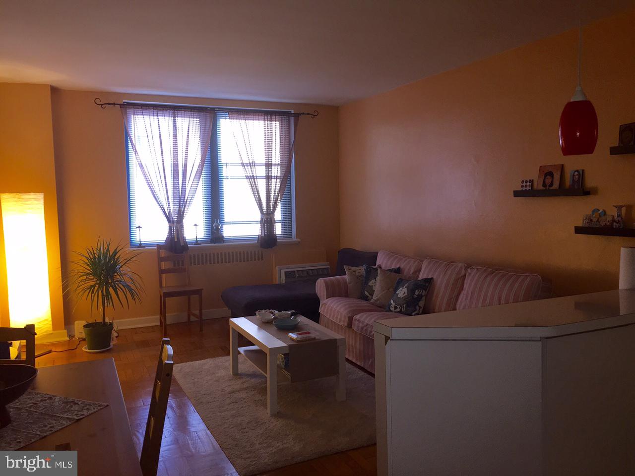 FAIRMOUNT - Residential