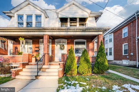 Townhouse For Sale - 3219 Marion Street<br/> READING, PA 19605