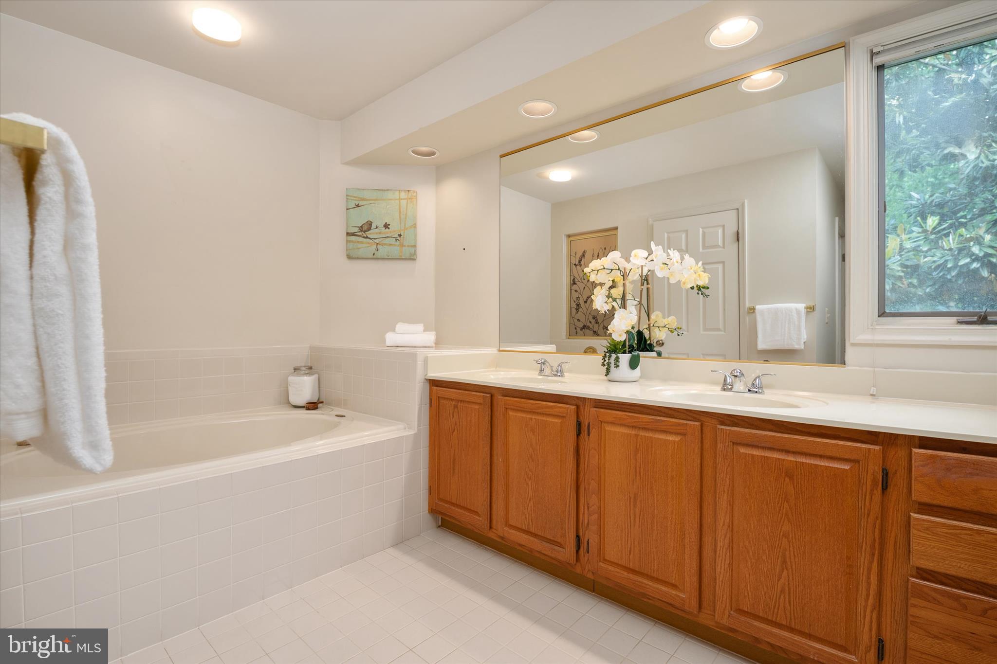 RIVA TRACE/SPRING PLACE - Residential