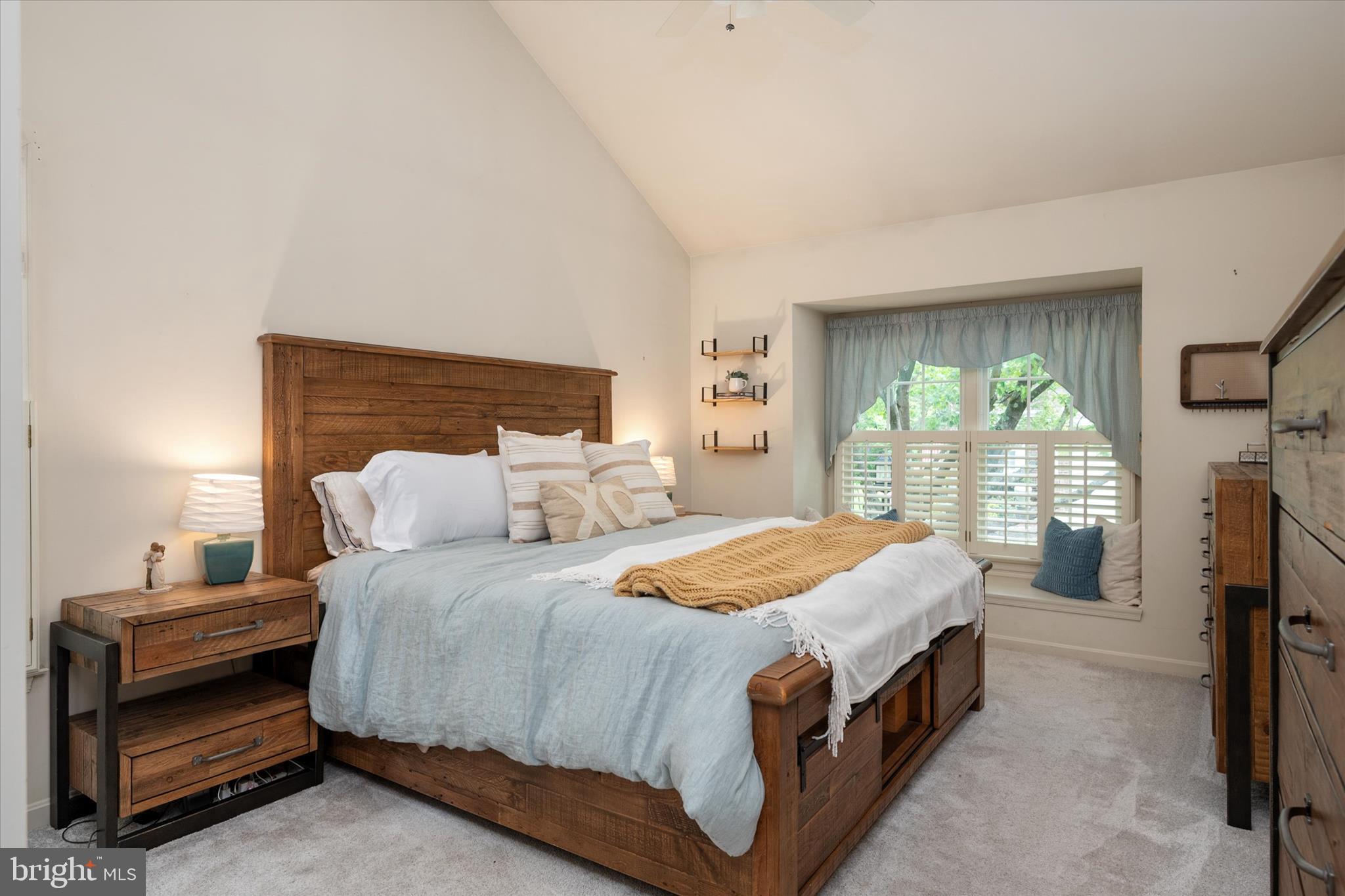 RIVA TRACE/SPRING PLACE - Residential