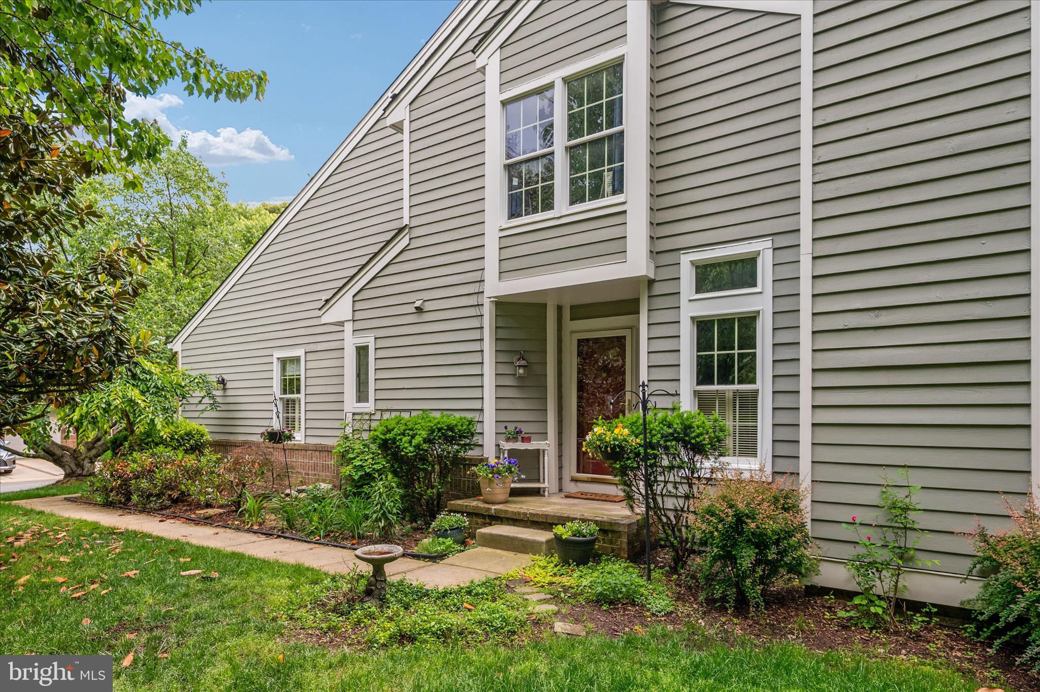 RIVA TRACE/SPRING PLACE - Residential