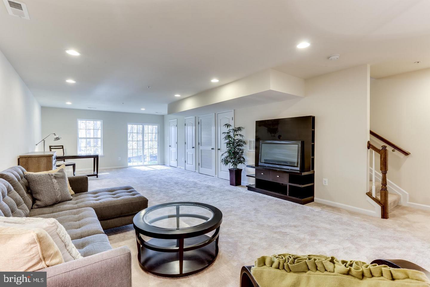 DORCHESTER VIEW - Residential