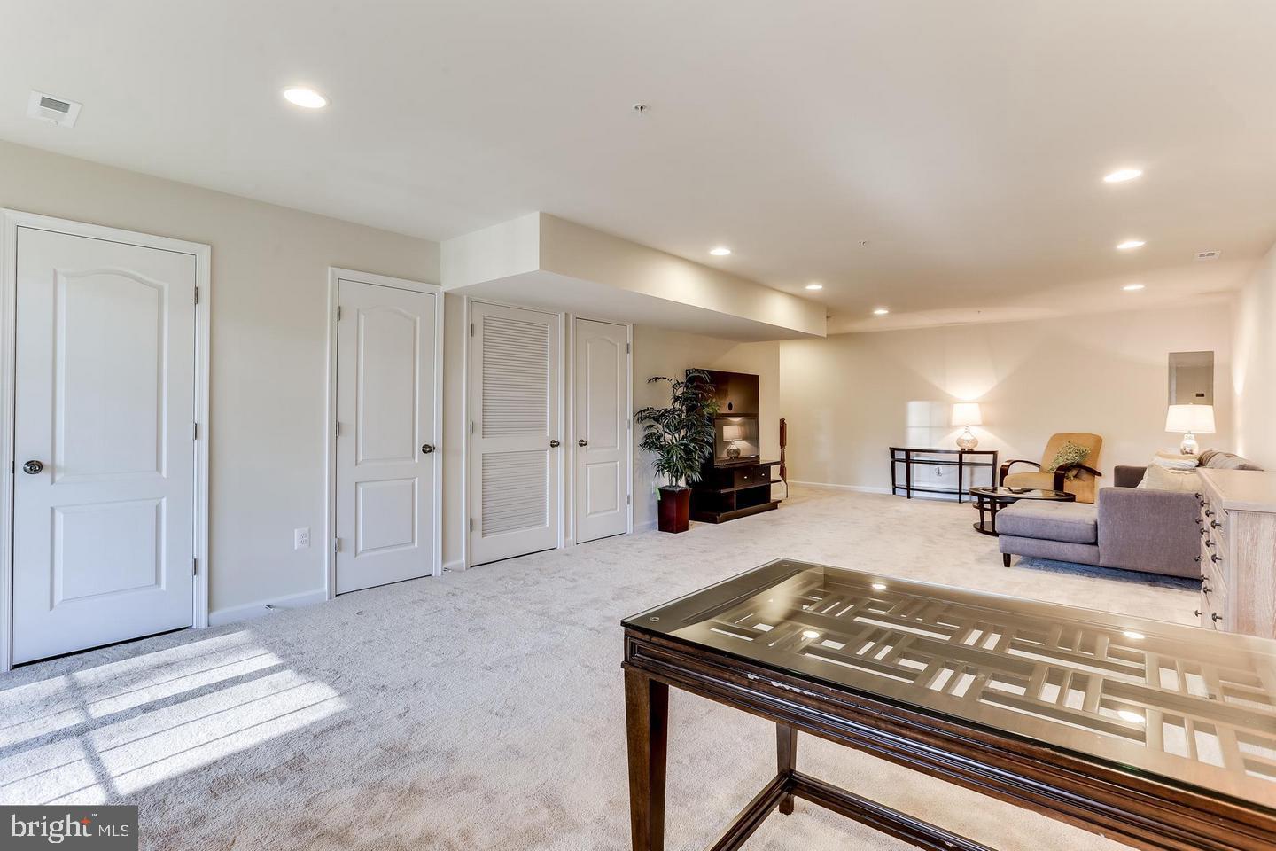 DORCHESTER VIEW - Residential