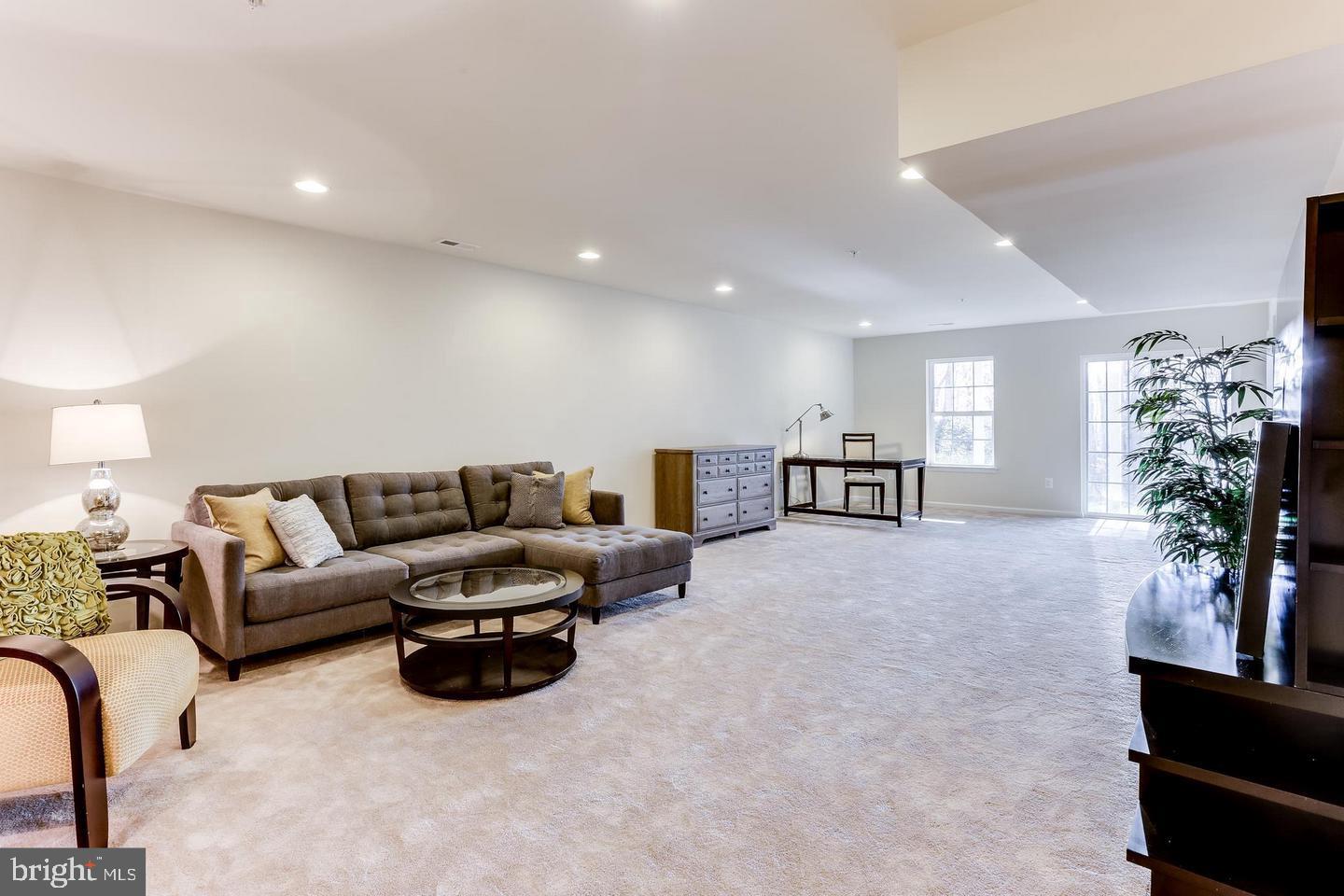 DORCHESTER VIEW - Residential