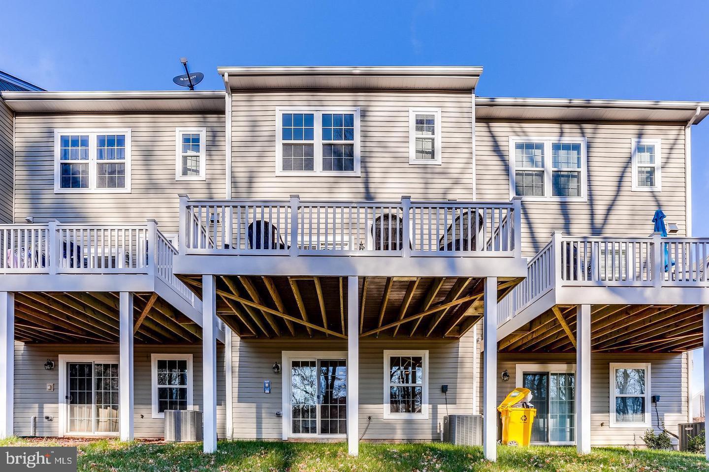 DORCHESTER VIEW - Residential