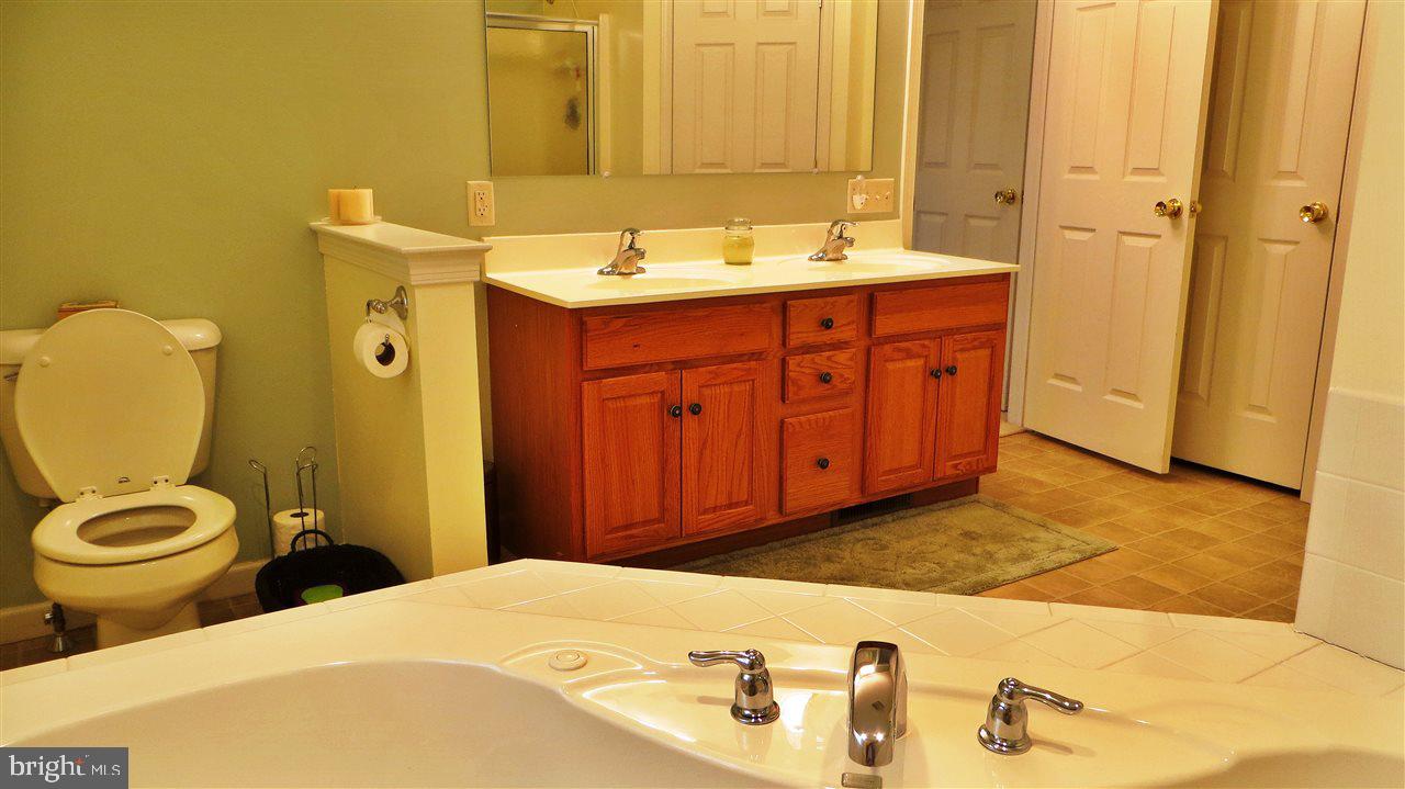 CHATHAM CREEK - Residential