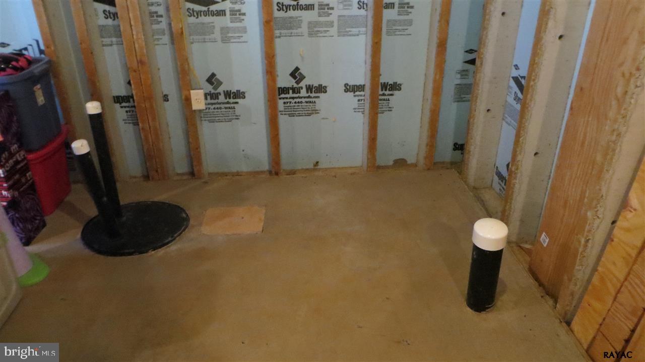 CHATHAM CREEK - Residential