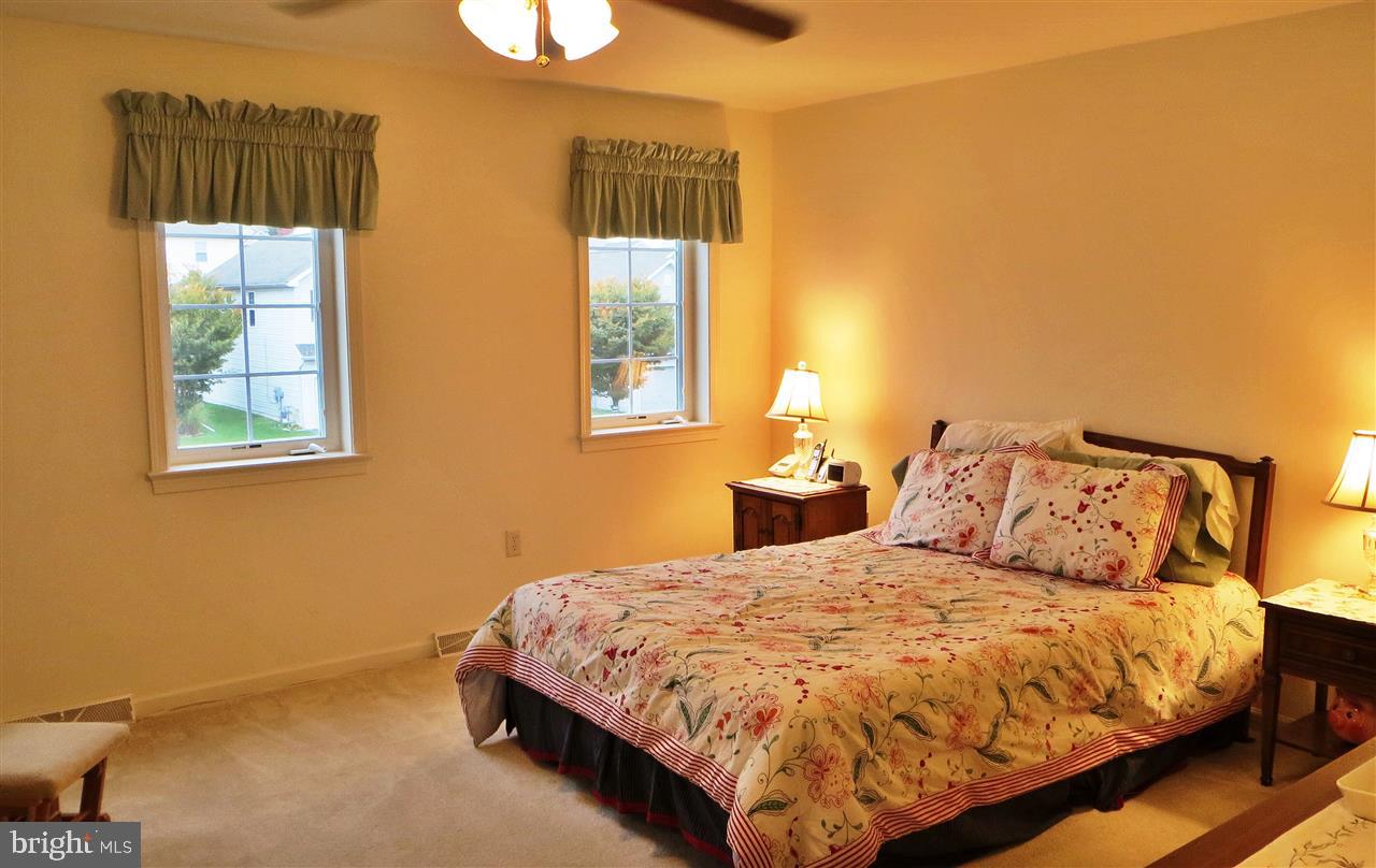 CHATHAM CREEK - Residential