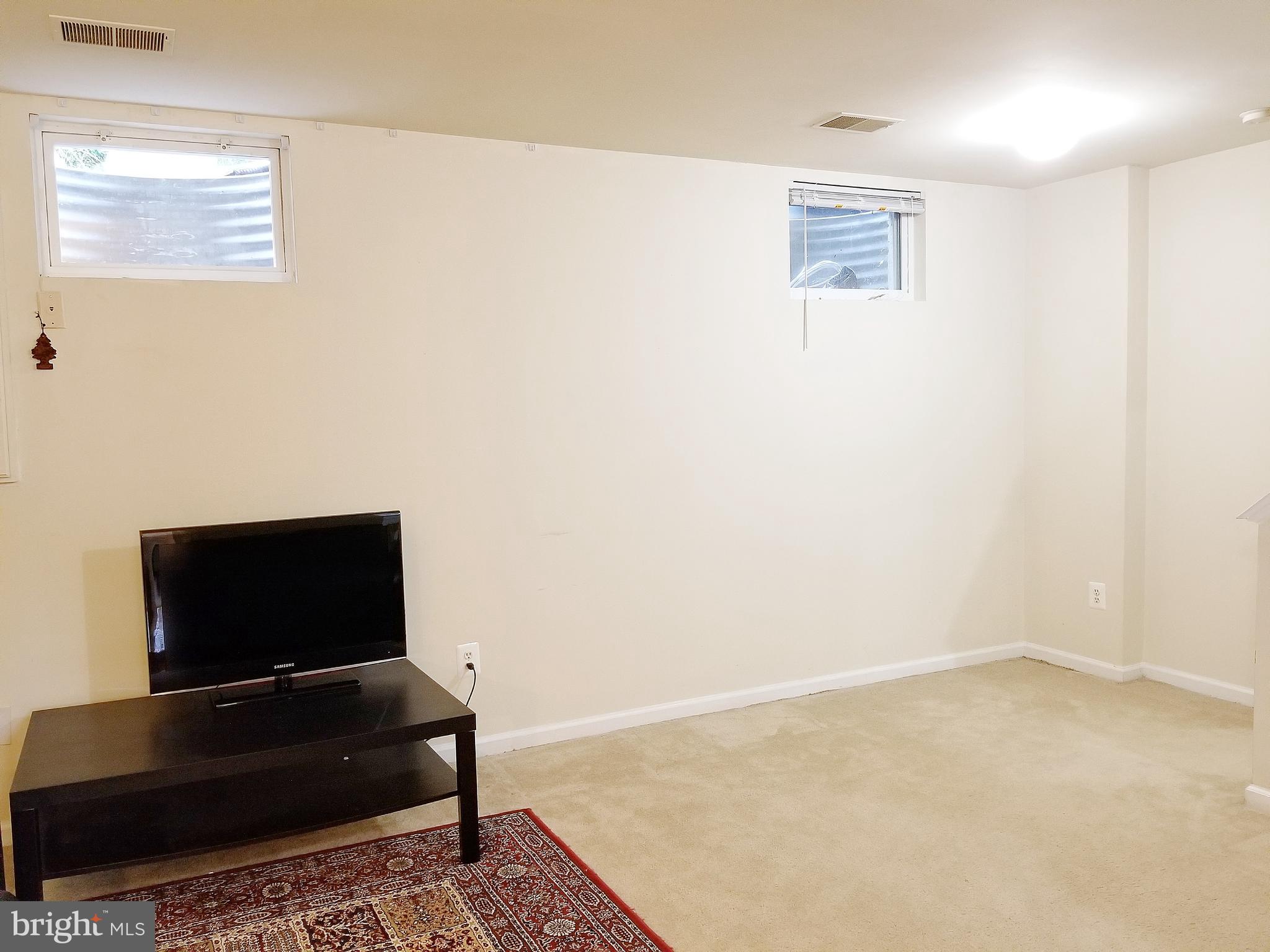 WINSLOW CHASE - Residential Lease