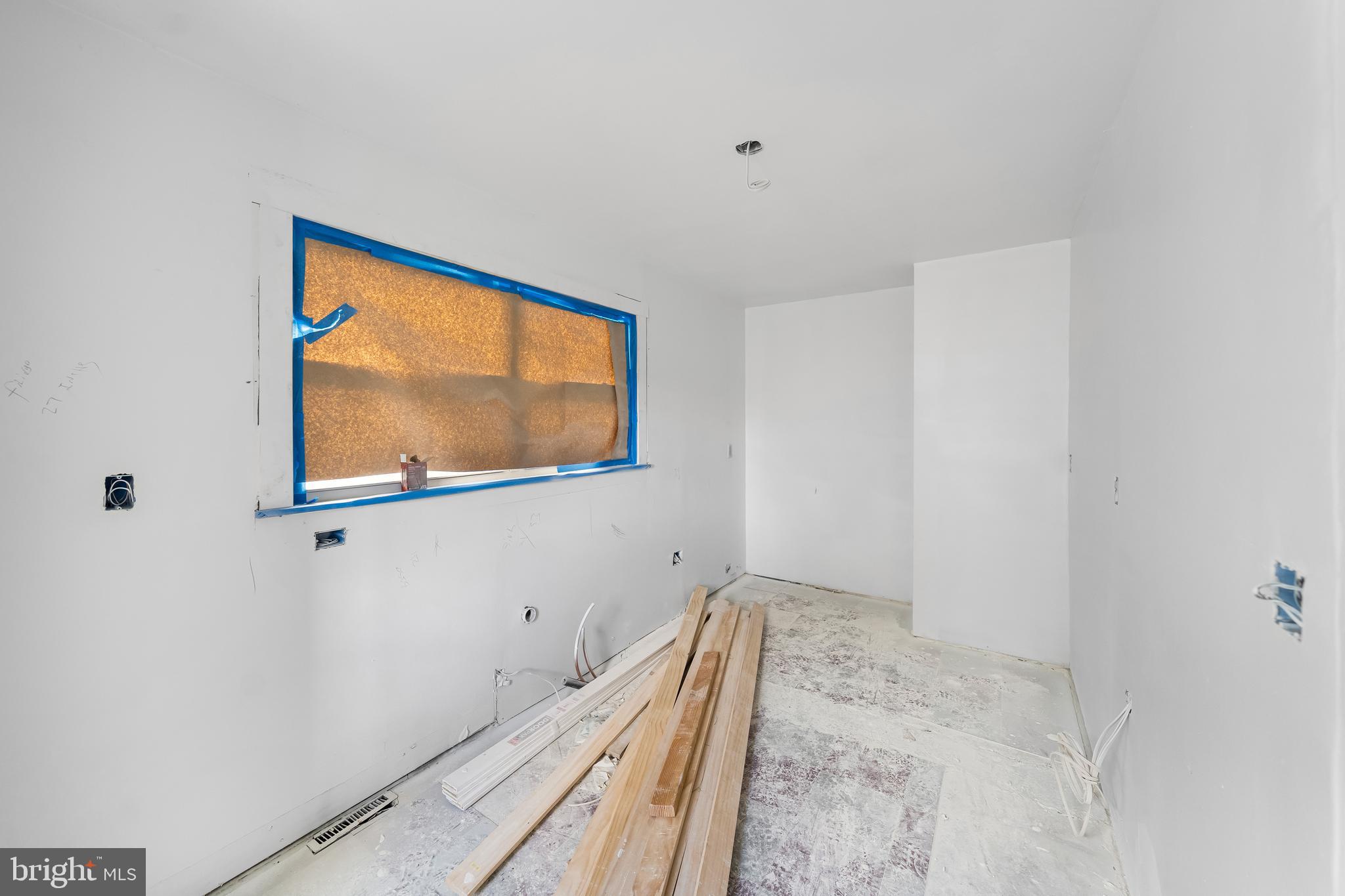 BRUNSWICK - Residential