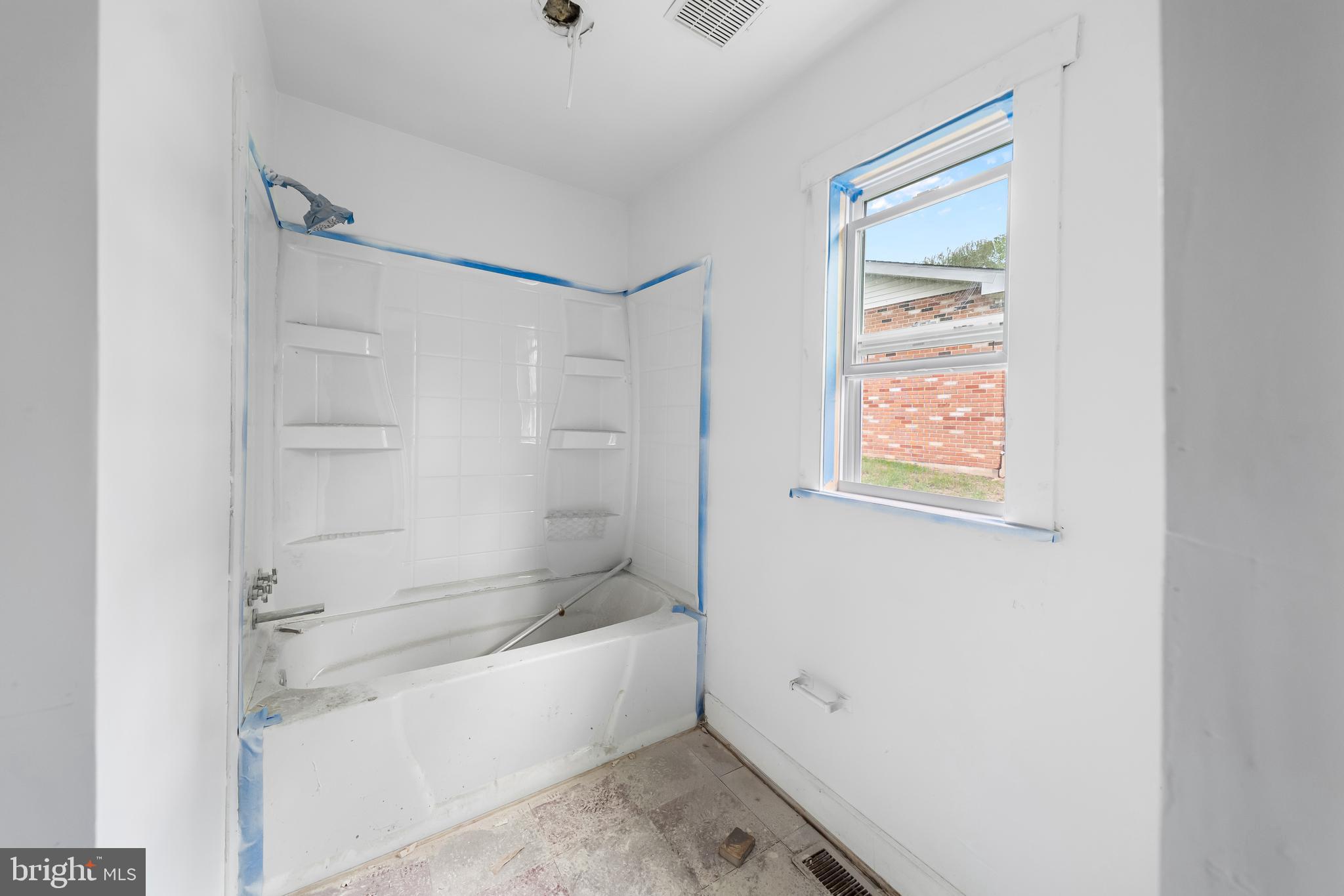 BRUNSWICK - Residential