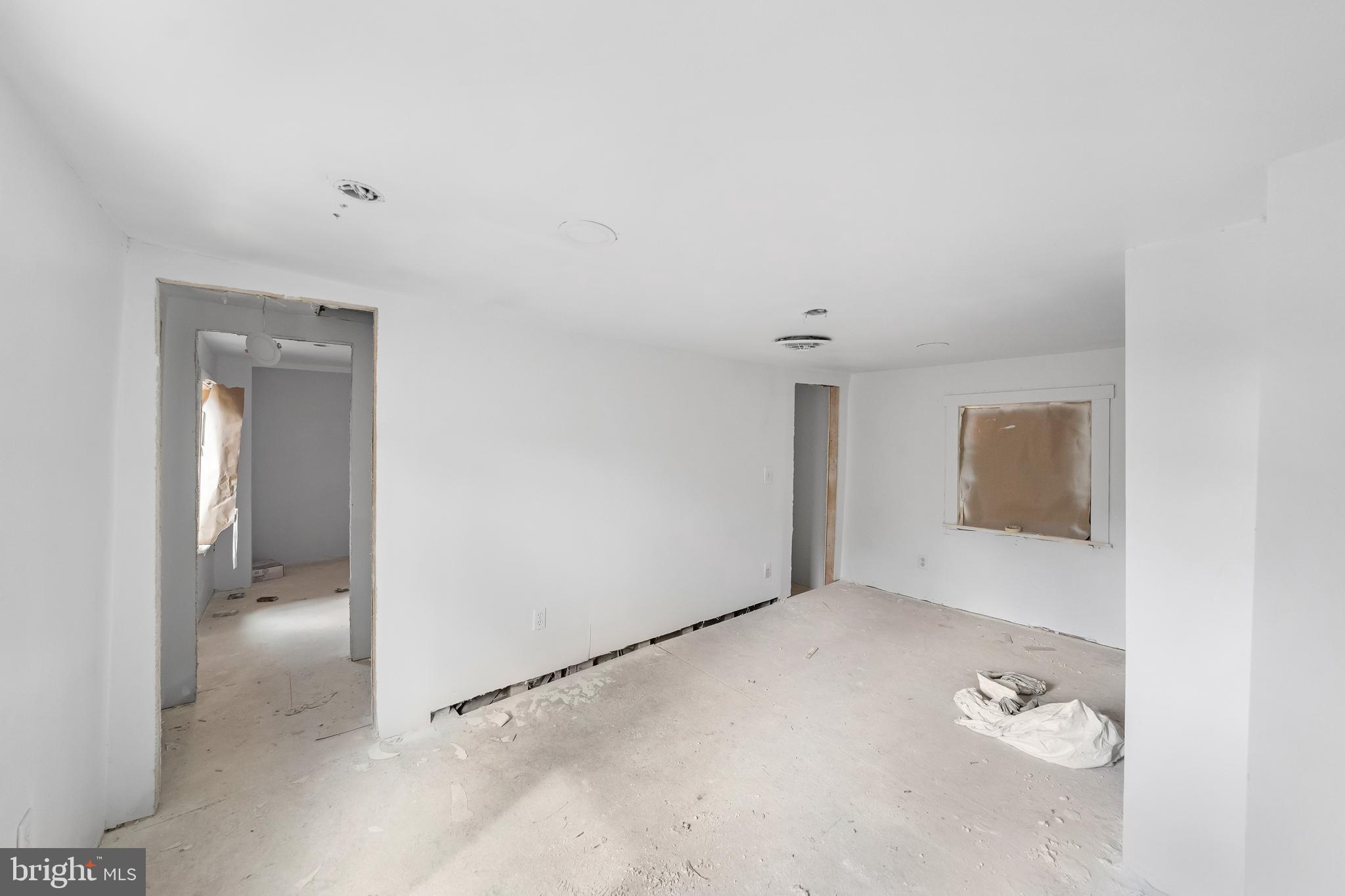 BRUNSWICK - Residential