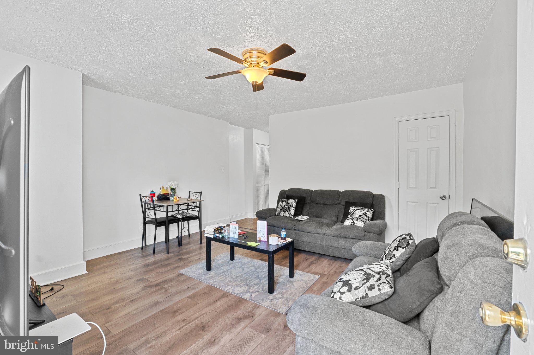15 HALLEY PLACE SE