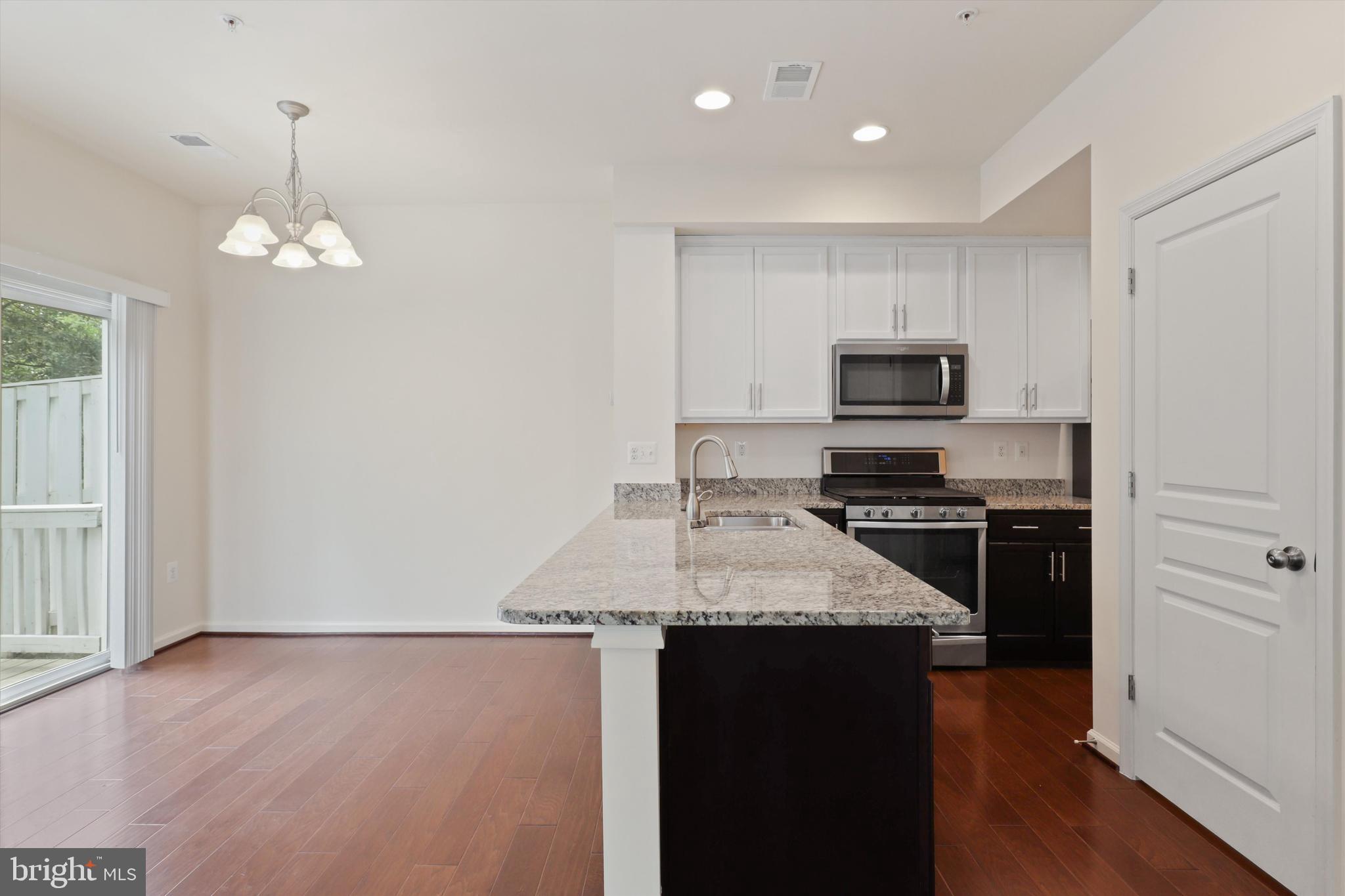 POTOMAC CREST - Residential Lease