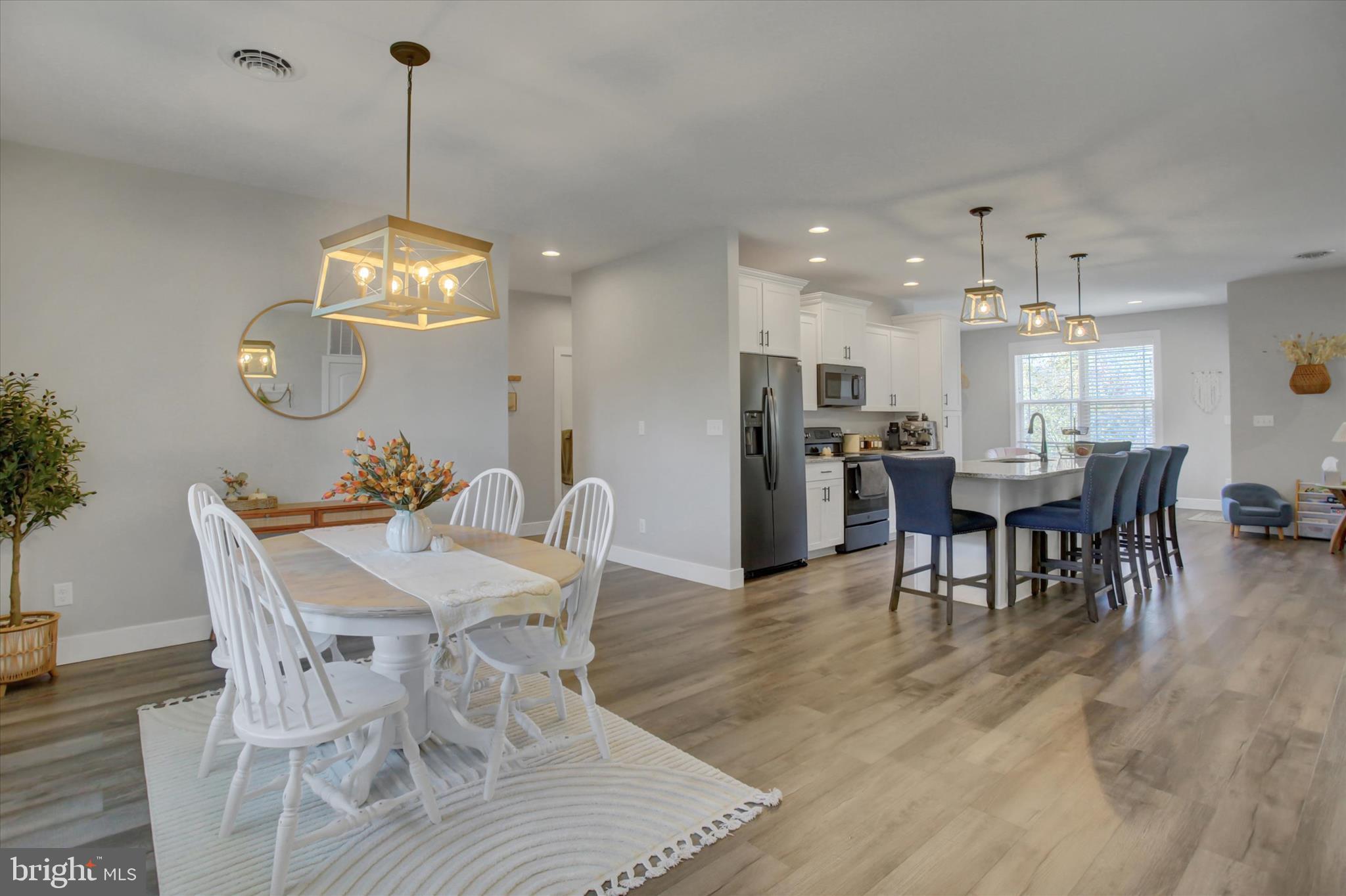 MELROSE MEADOWS III - Residential