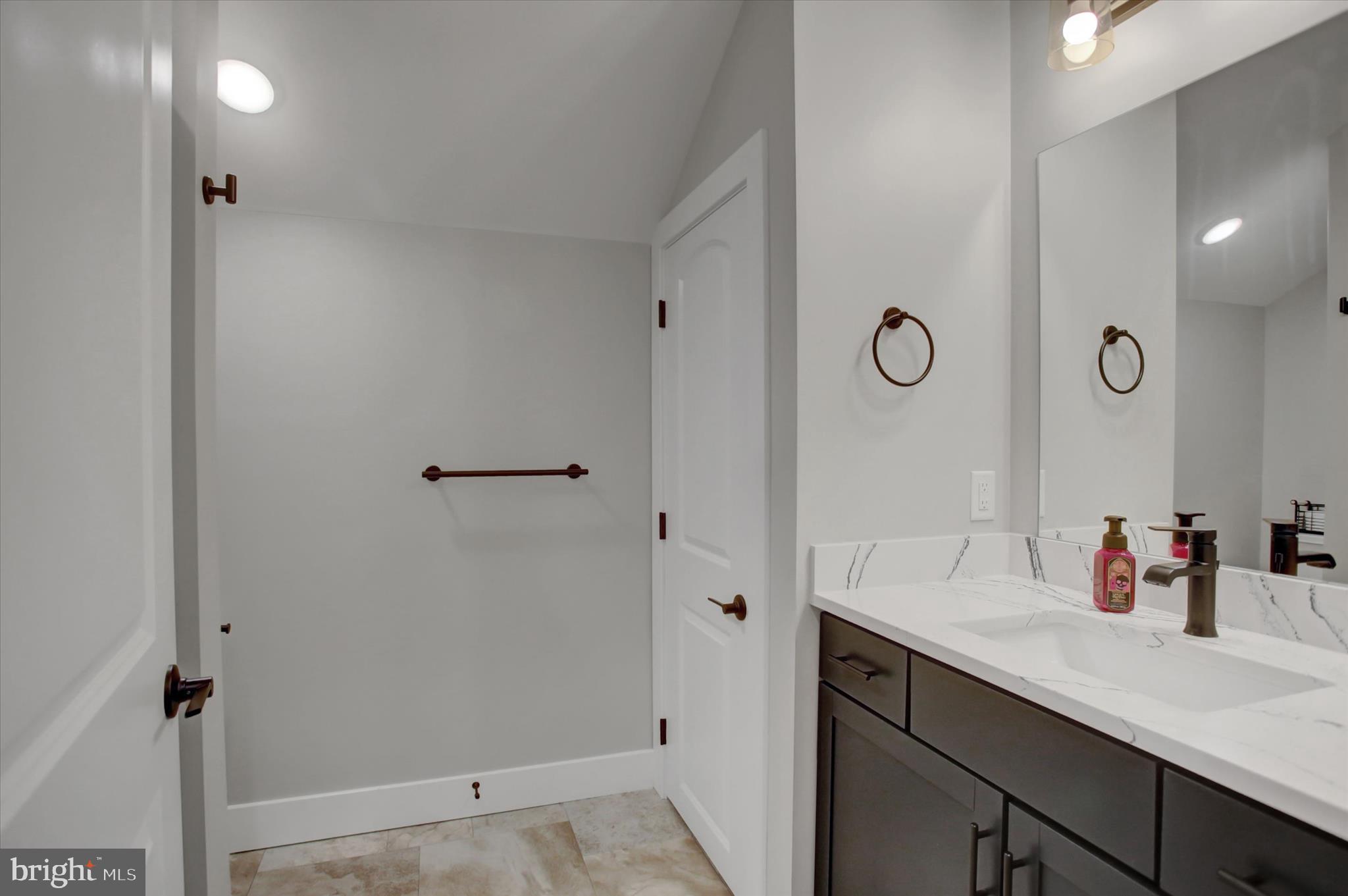 MELROSE MEADOWS III - Residential