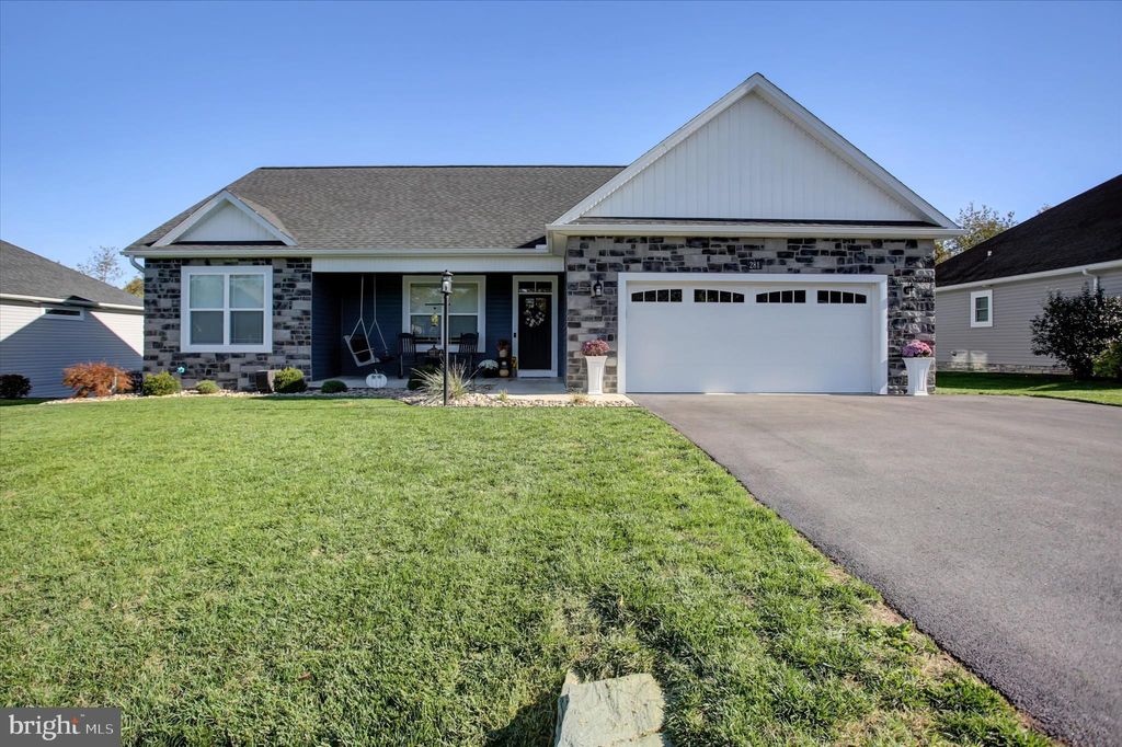 Photo of 281 Toms Lane, GREENCASTLE, PA 17225 (MLS # PAFL2031214)