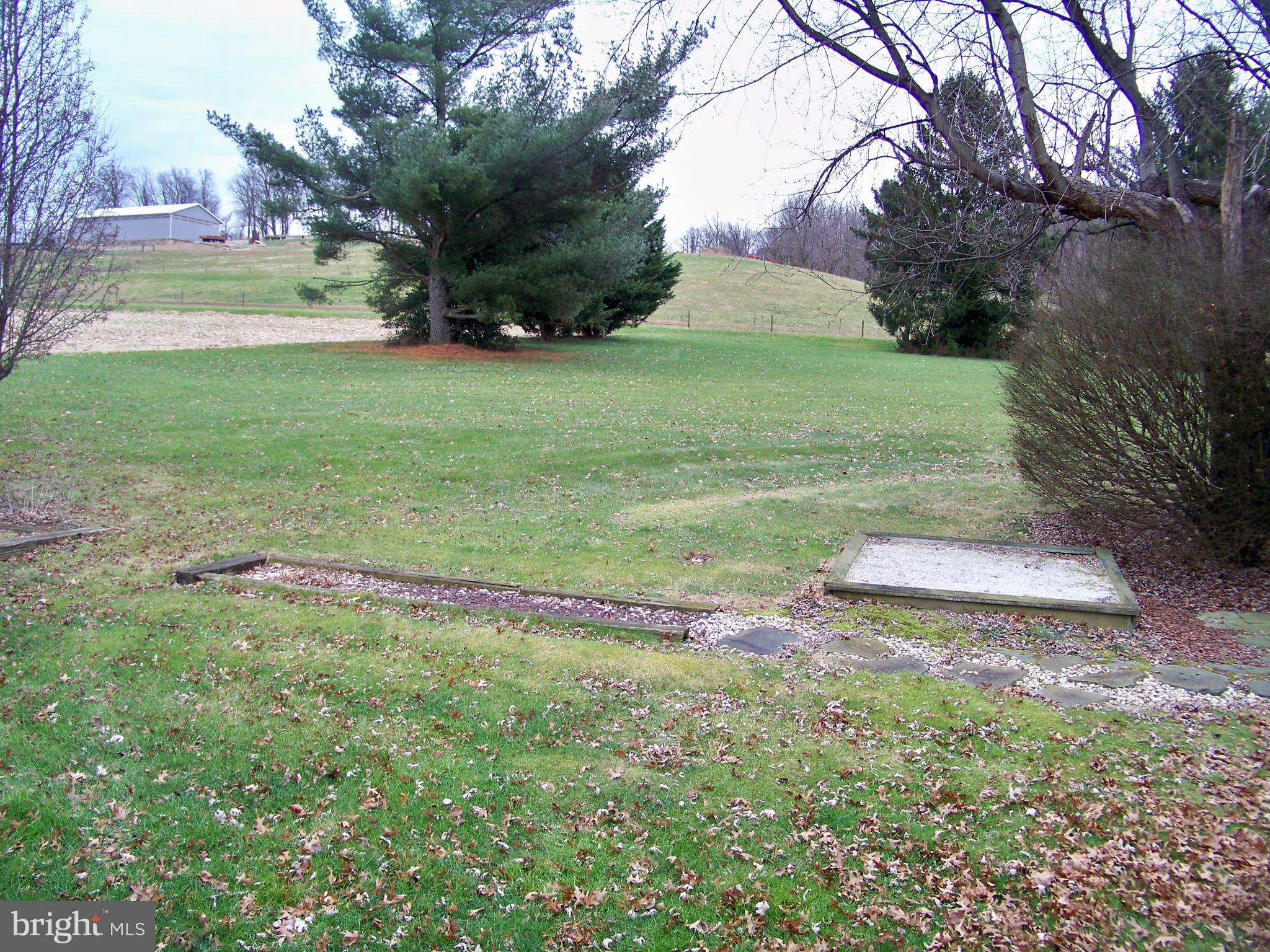 STRASBURG TWP - Farm