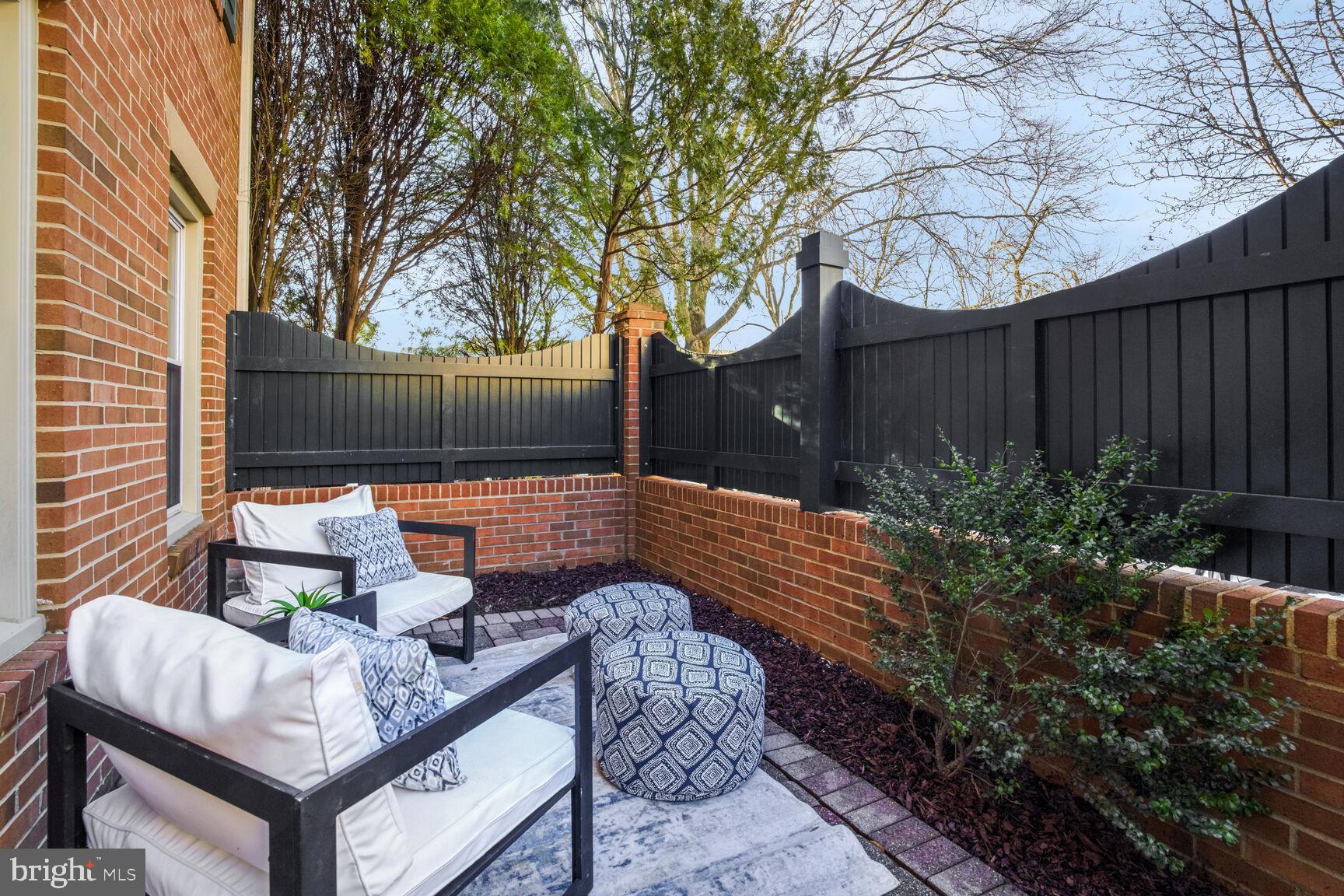 BALLSTON MEWS I - Residential