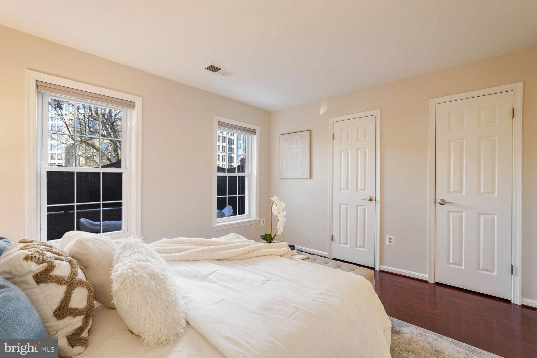 BALLSTON MEWS I - Residential