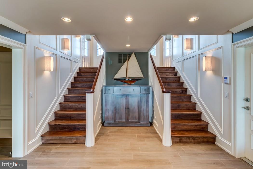 CAPE SHORES - Residential