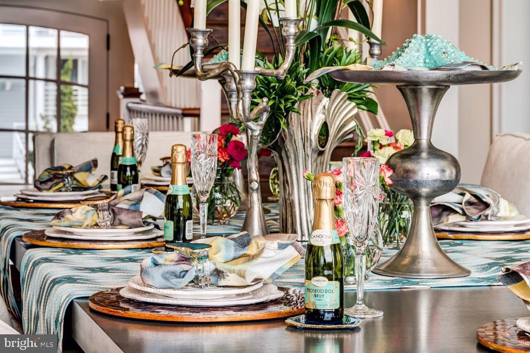 CAPE SHORES - Residential