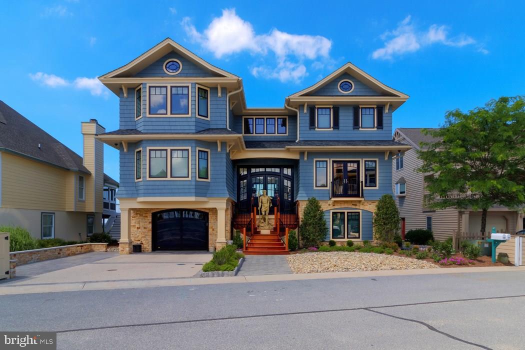 CAPE SHORES - Residential