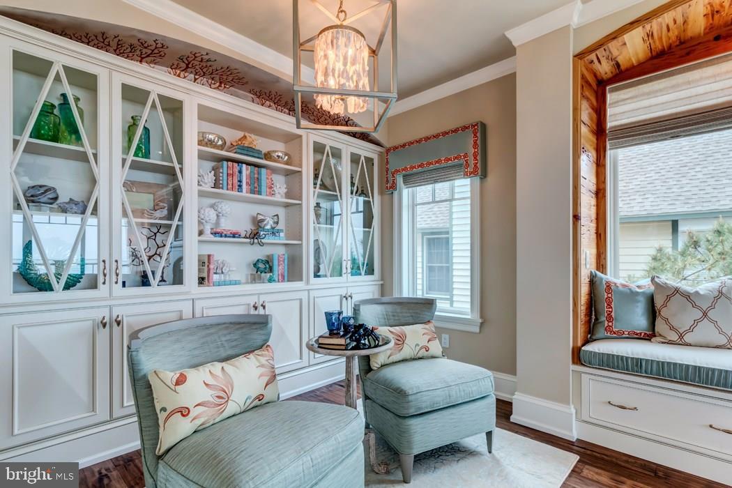 CAPE SHORES - Residential