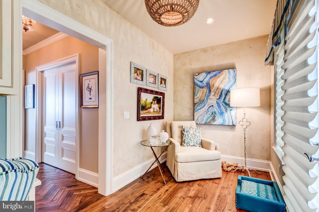 CAPE SHORES - Residential