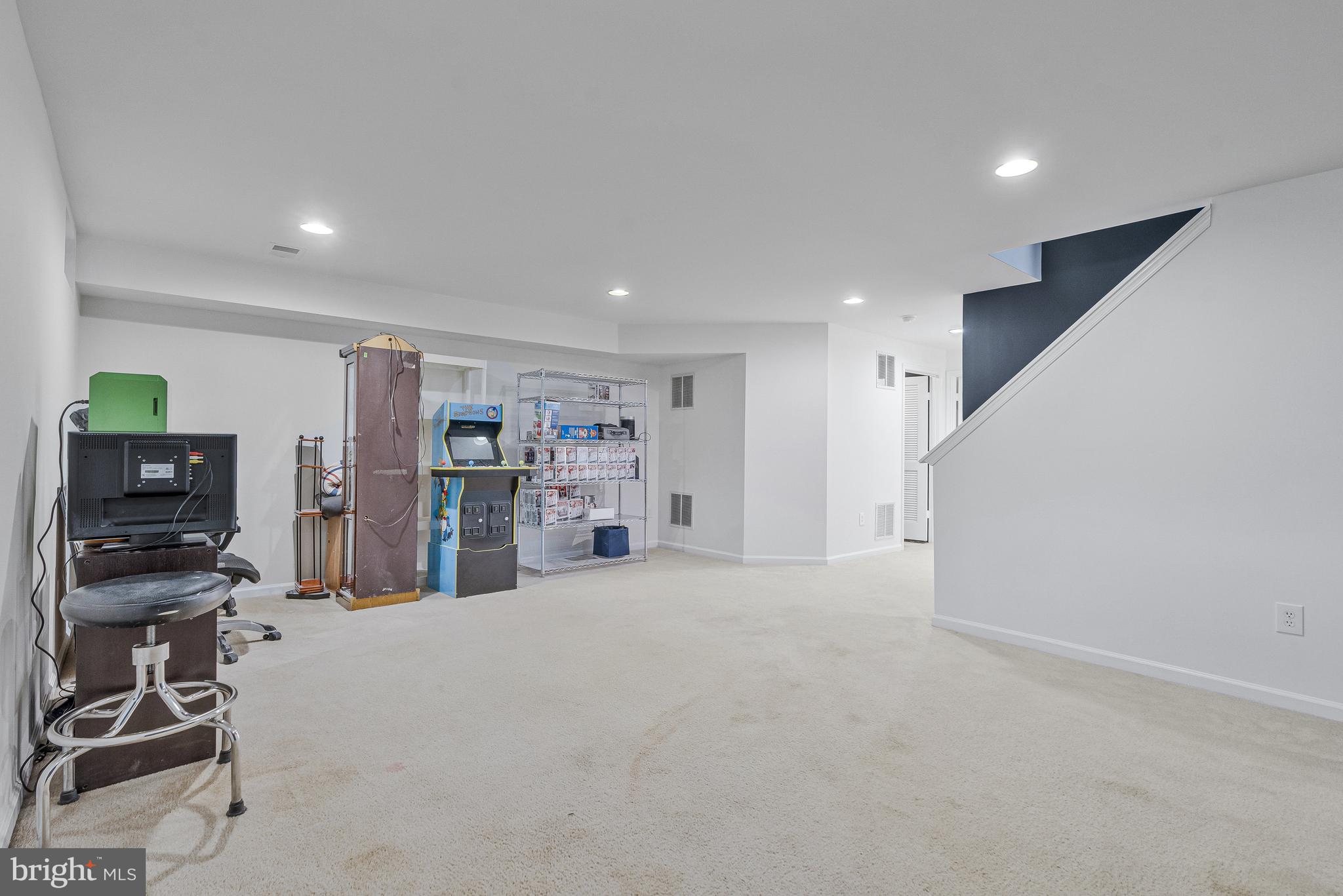 STRATFORD - Residential