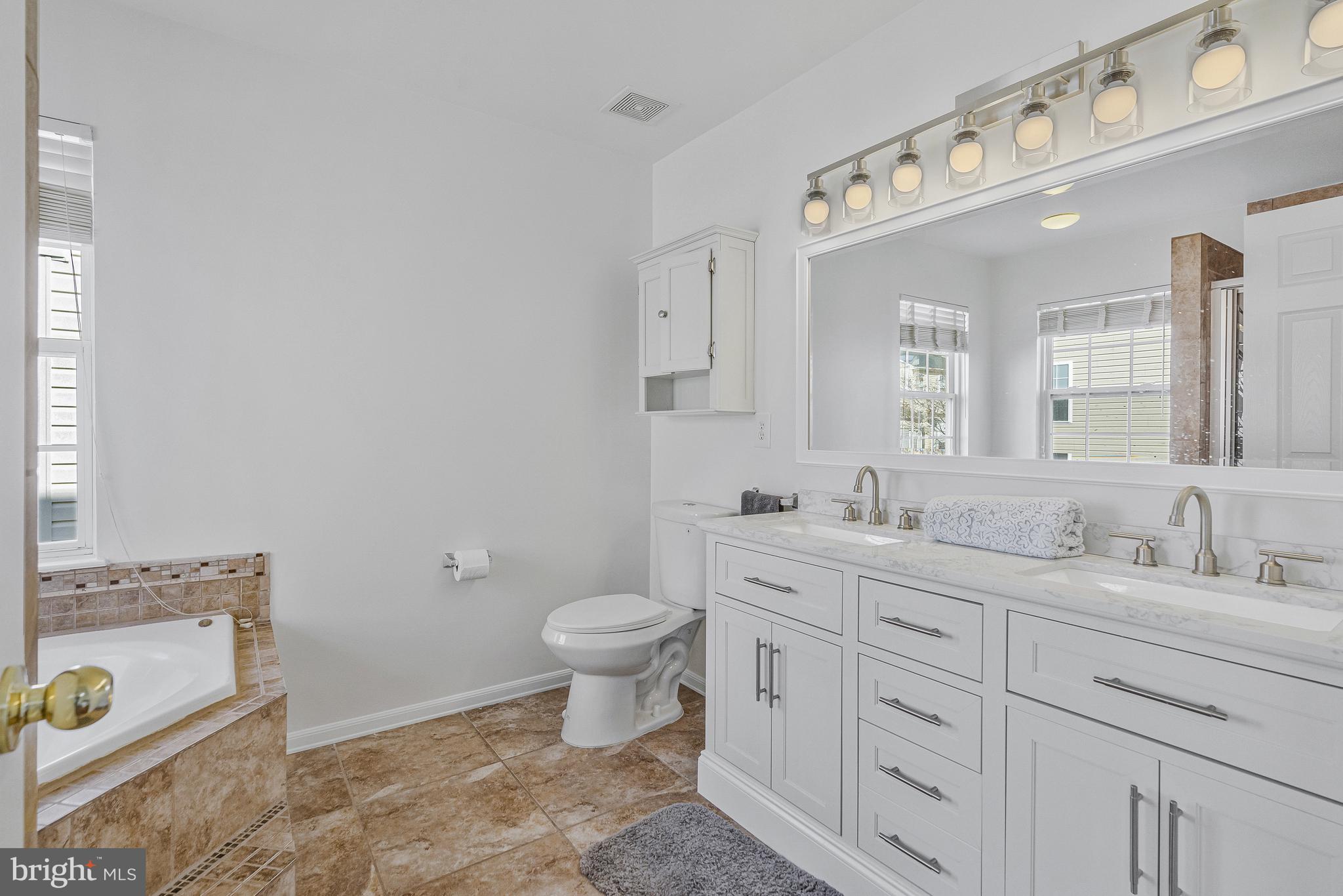 STRATFORD - Residential