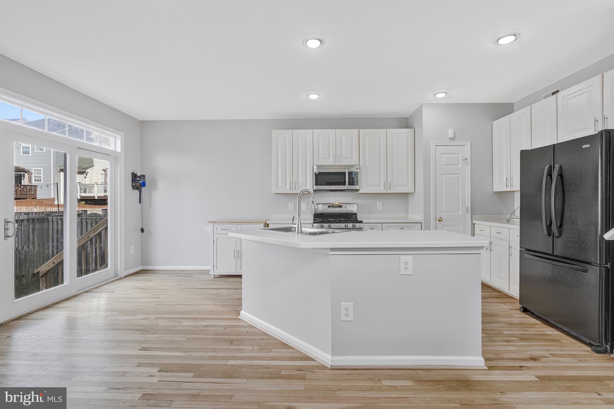 STRATFORD - Residential