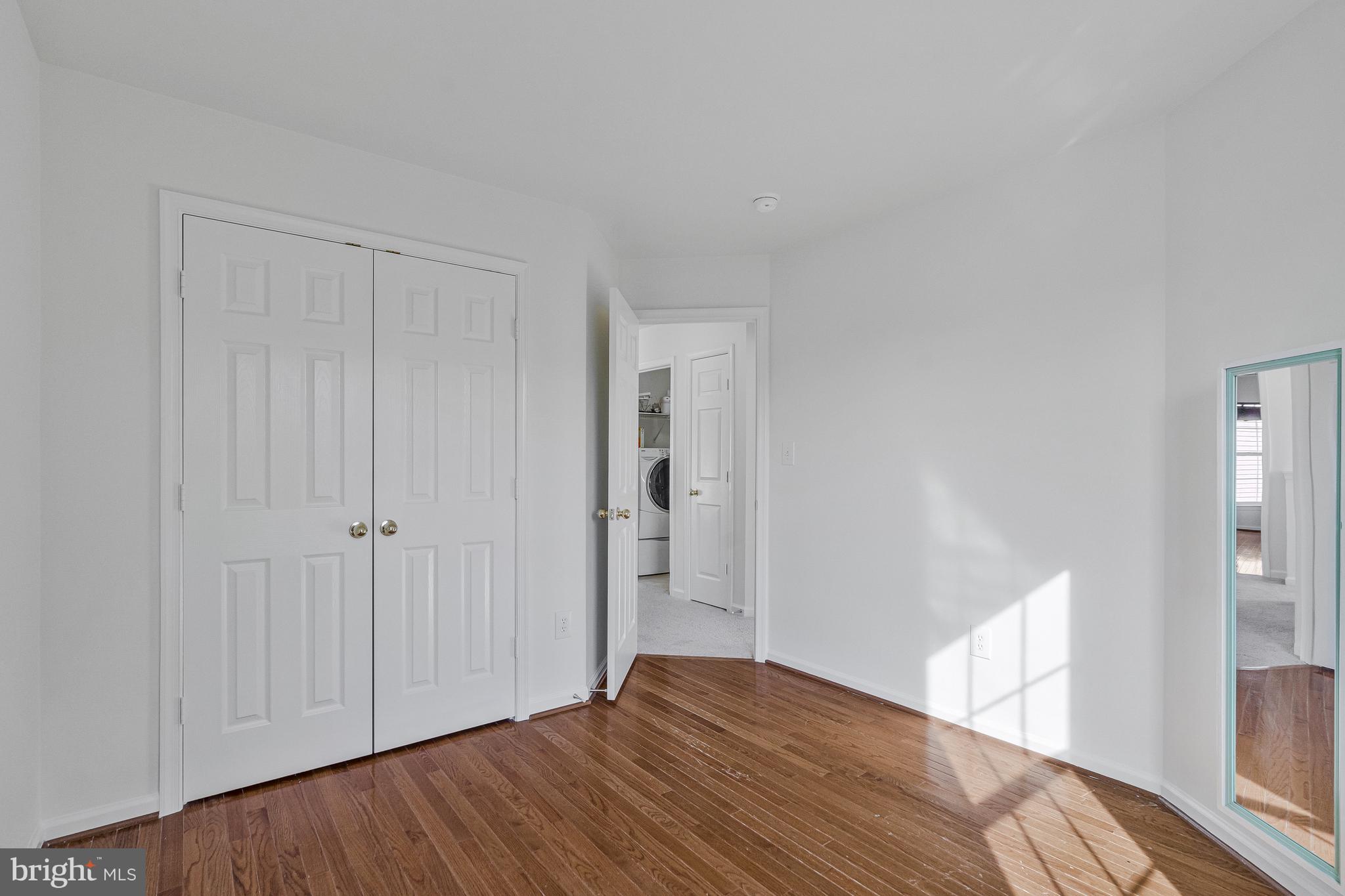 STRATFORD - Residential