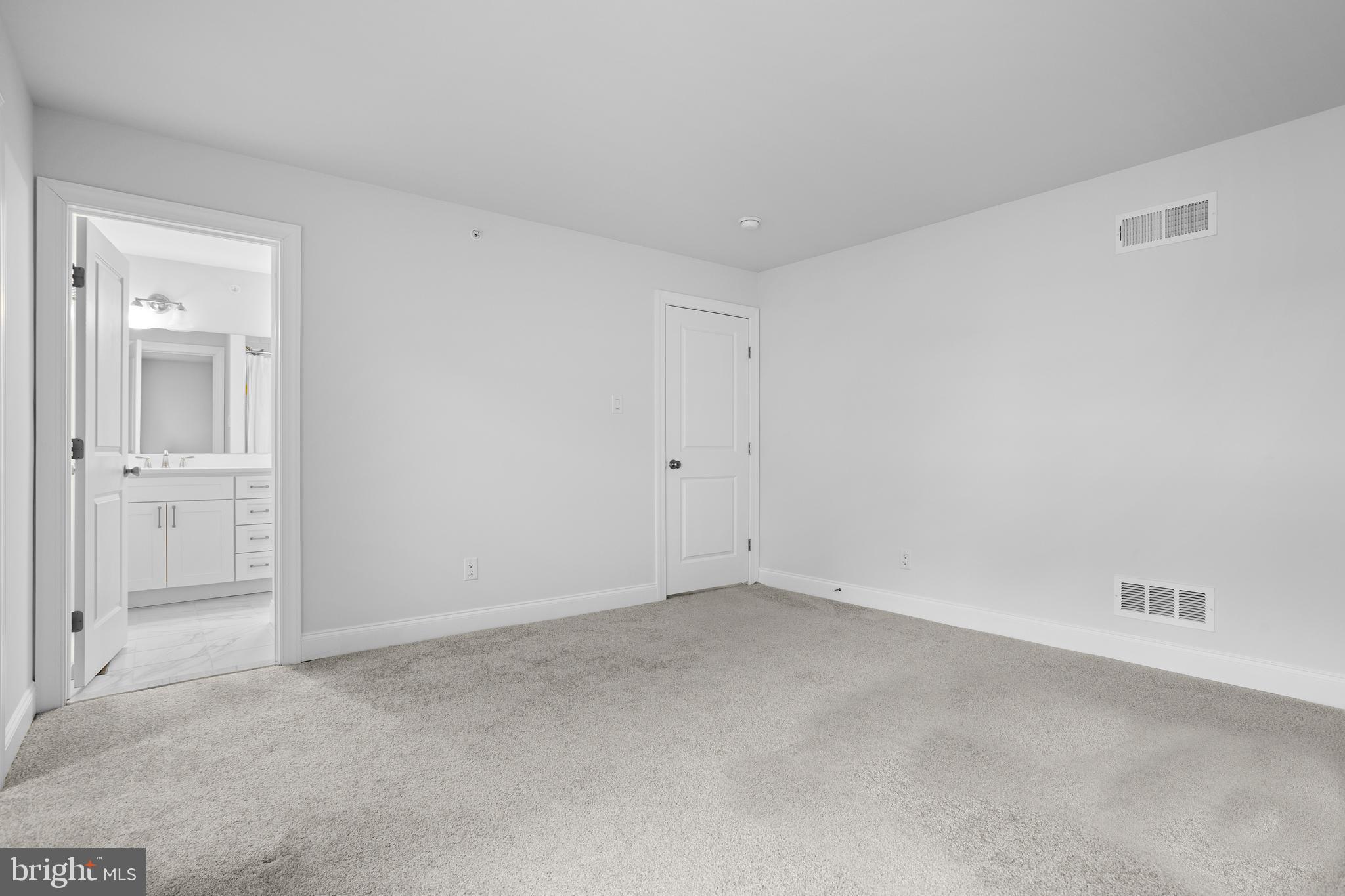 BROOKEFIELD - Residential