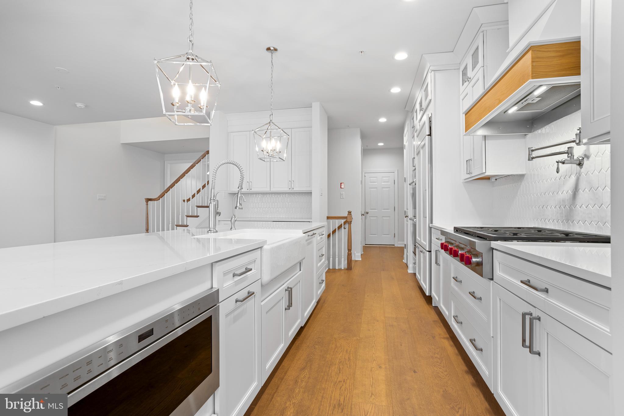 BROOKEFIELD - Residential