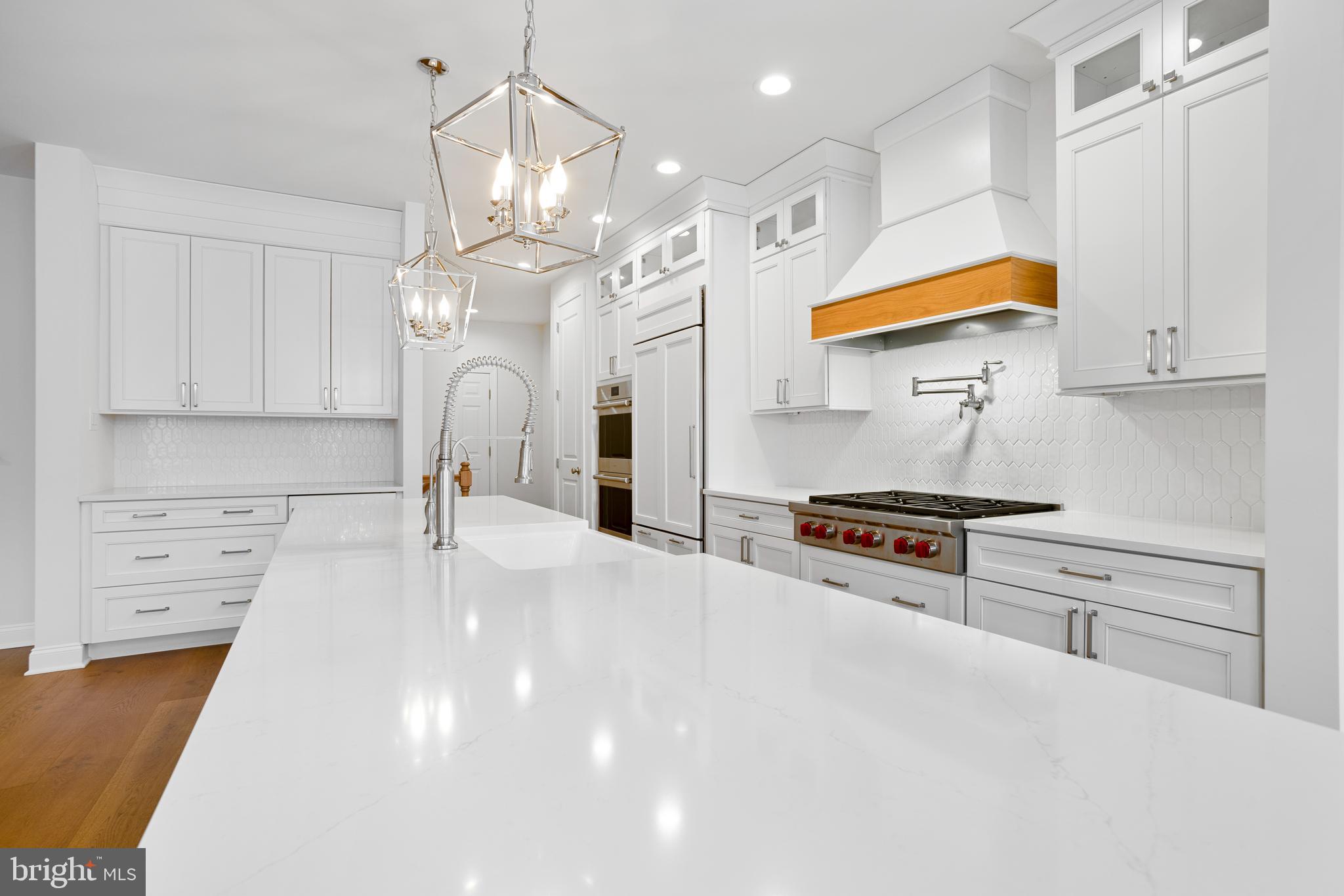 BROOKEFIELD - Residential