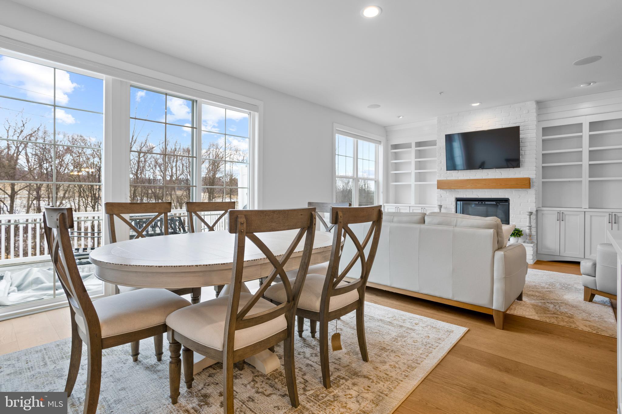 BROOKEFIELD - Residential