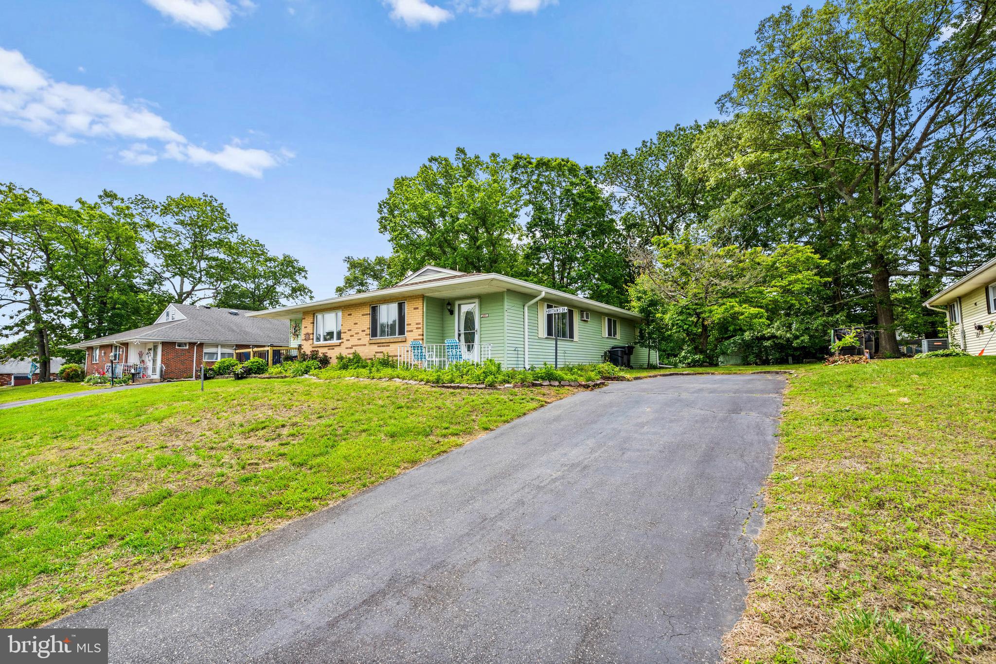 151 ELMTOWNE BOULEVARD