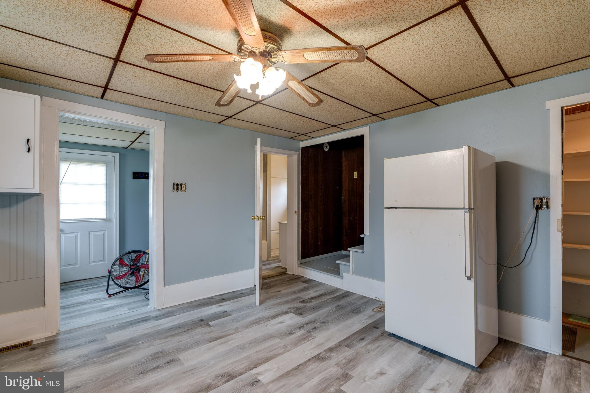 WILLIAMSTOWN - Residential