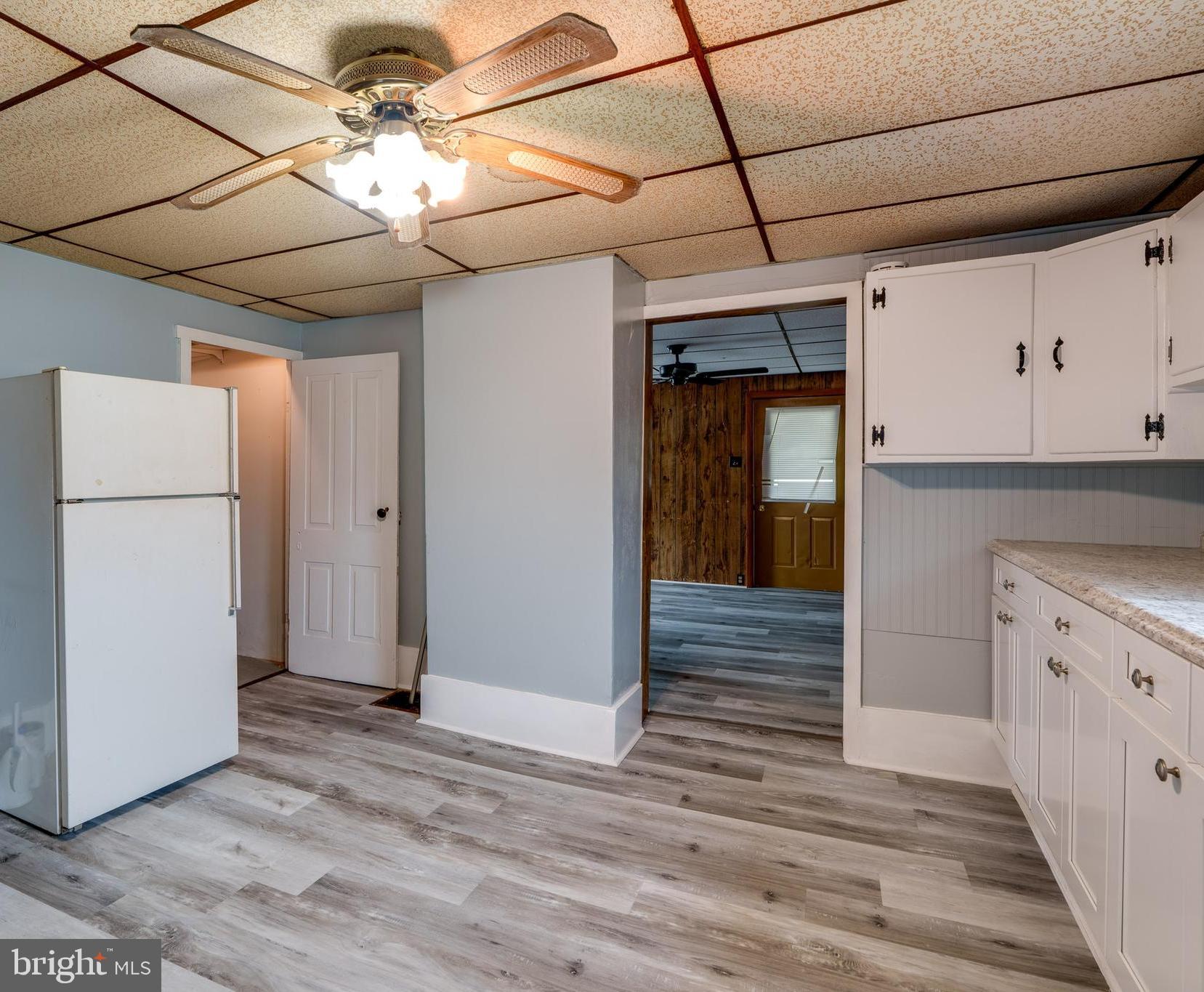 WILLIAMSTOWN - Residential