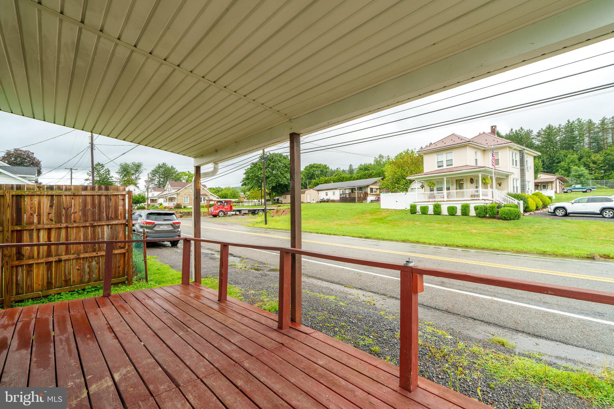 WILLIAMSTOWN - Residential