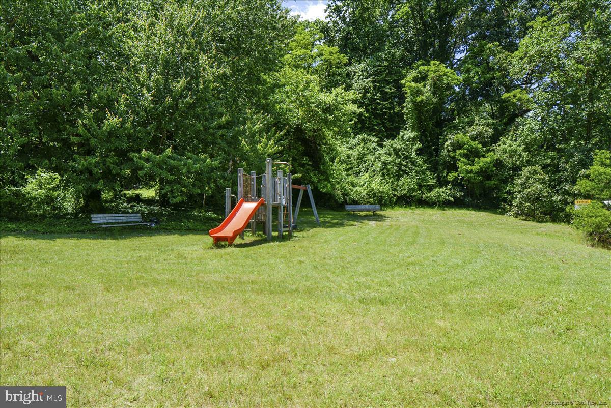 SUNRISE BEACH - Residential Lease