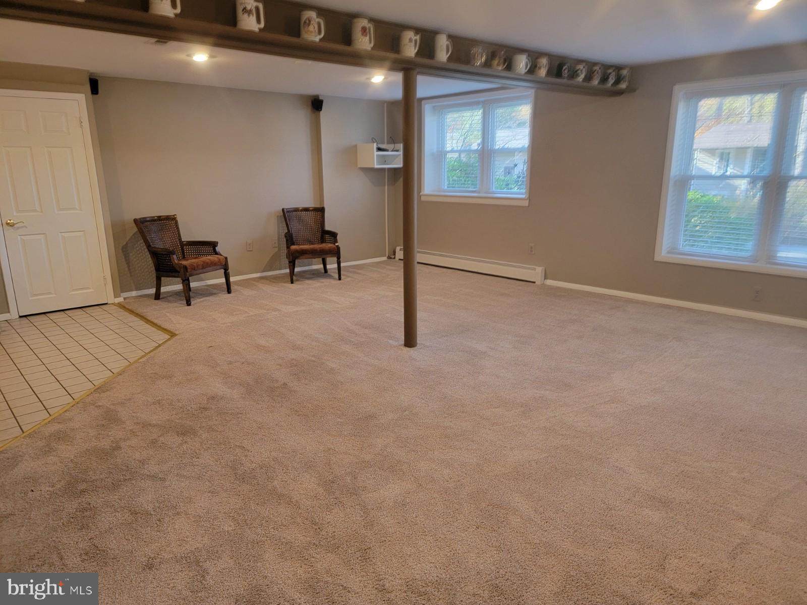 SUNRISE BEACH - Residential Lease